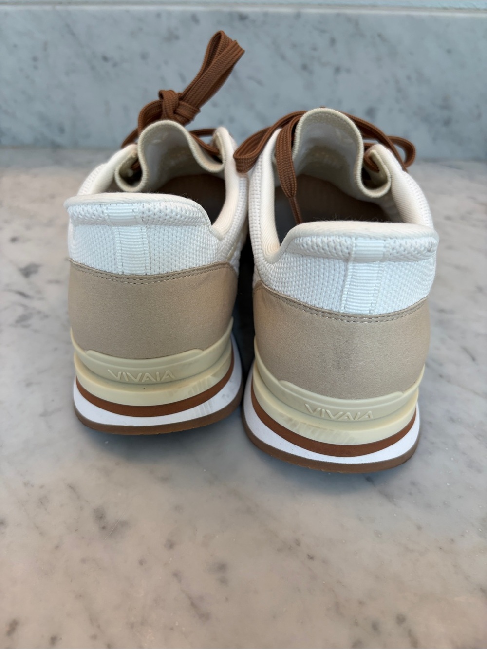 Vivaia All Day Slip on Breathable White & Tan Women’s Sneakers size 39 8 or 8.5 - Picture 9 of 11